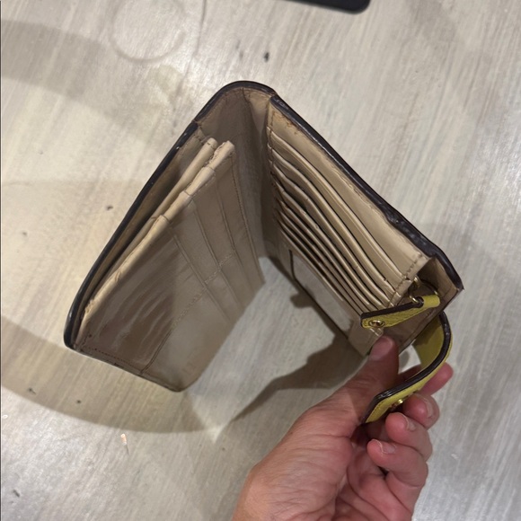 Vintage Coach Lemon Yellow Women's Wallet - Picture 6 of 8